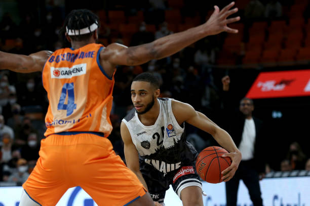 其卓越的技 其卓越的技